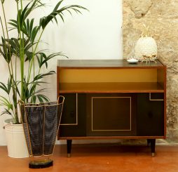 Meuble d&rsquo;appoint « Walk the line »