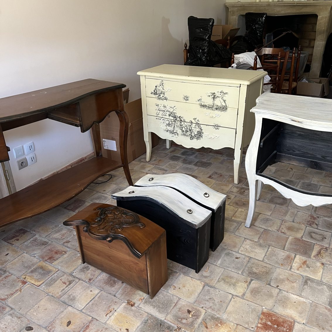 relooking-meubles-mas-bollene-marseille-1